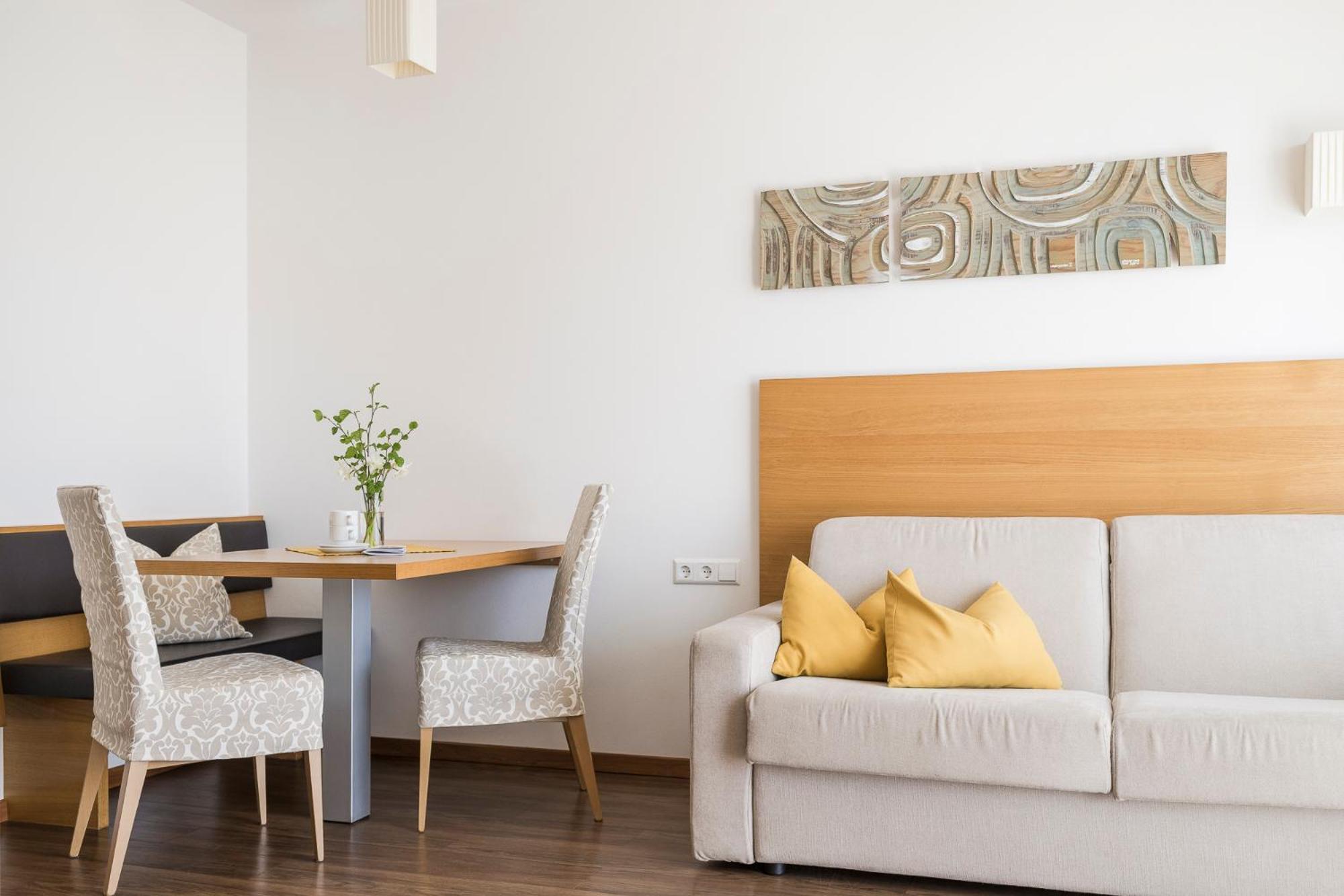 Residence Aqualis Marlengo Esterno foto