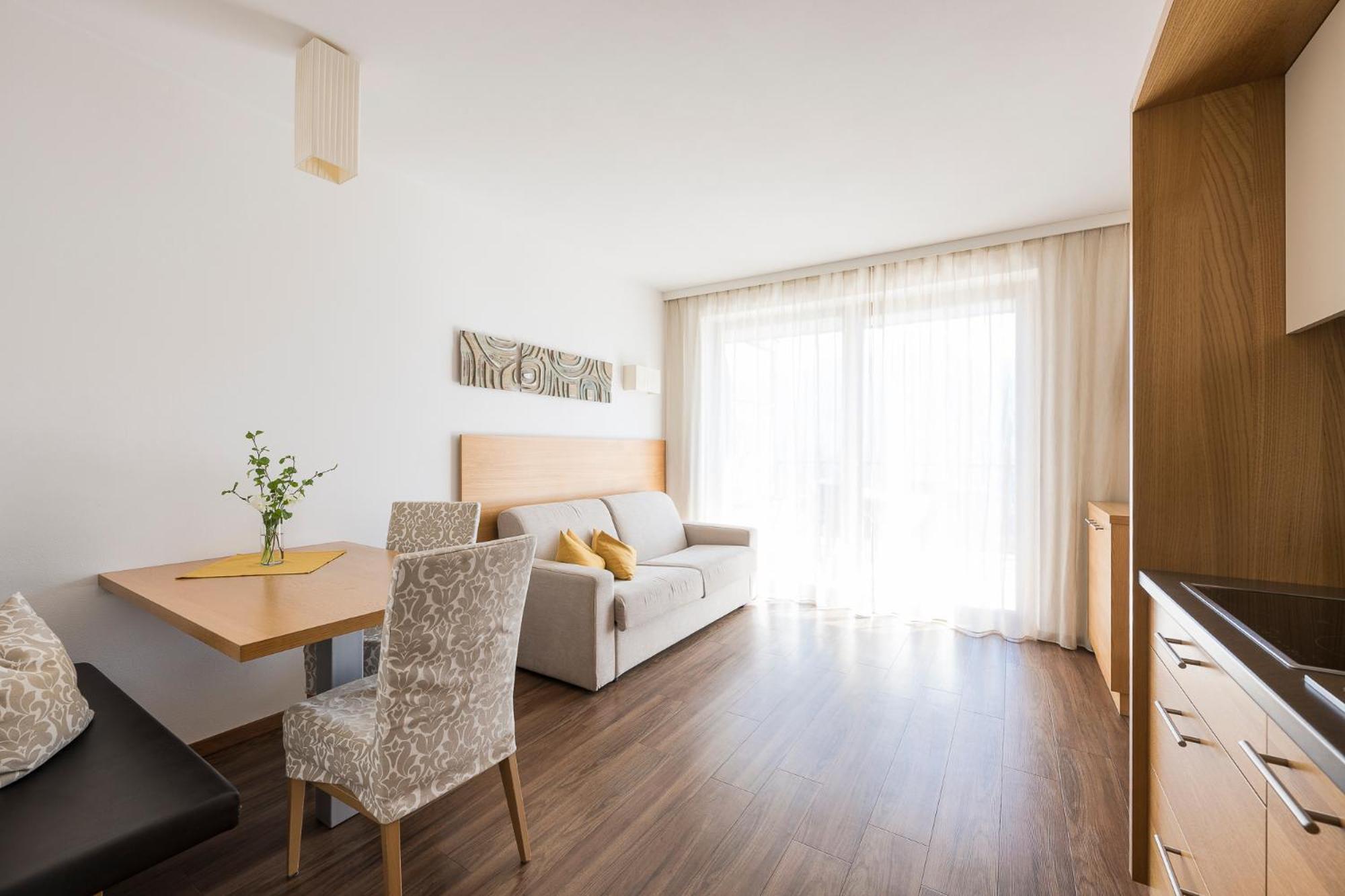 Residence Aqualis Marlengo Esterno foto