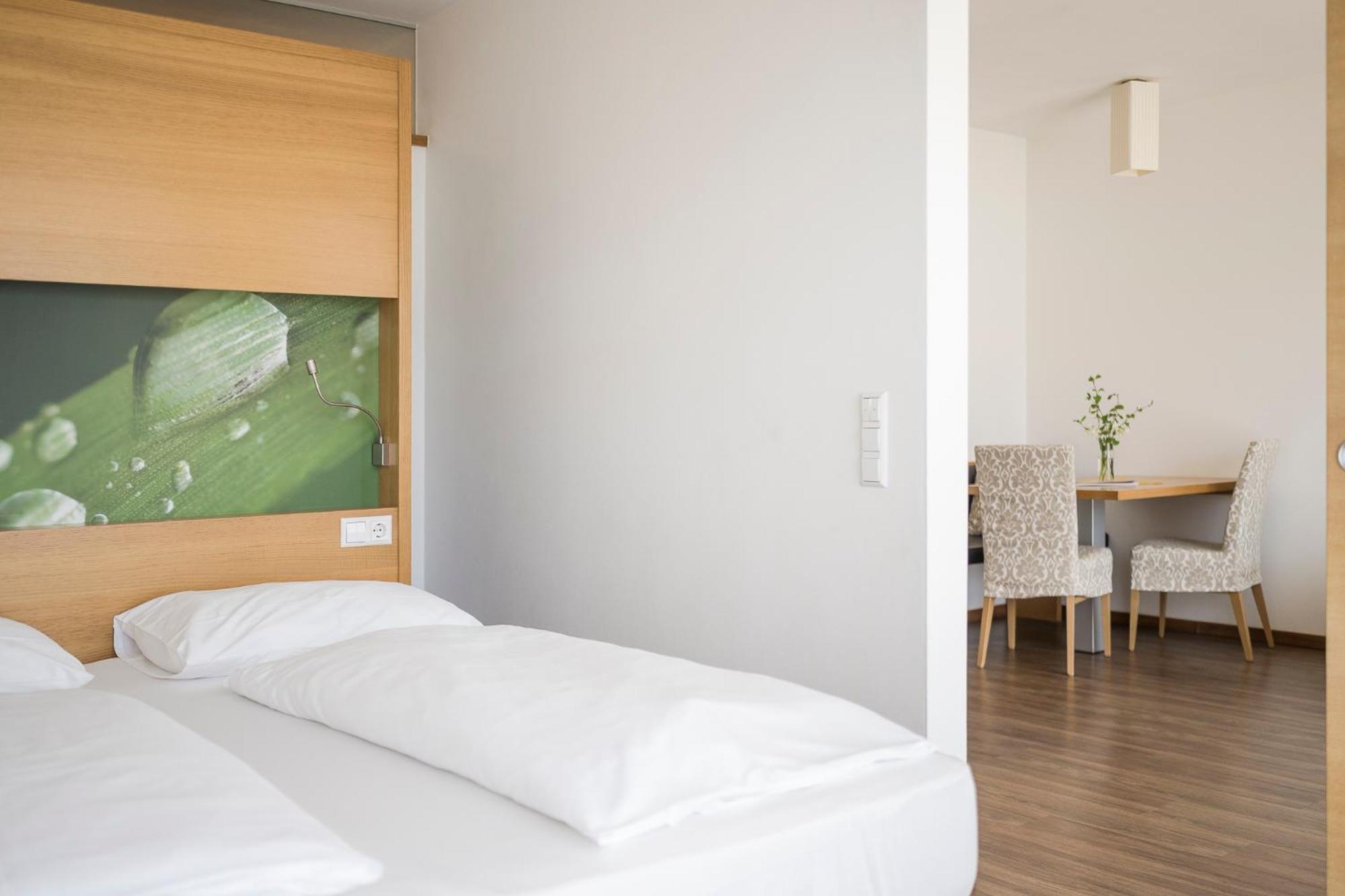 Residence Aqualis Marlengo Esterno foto